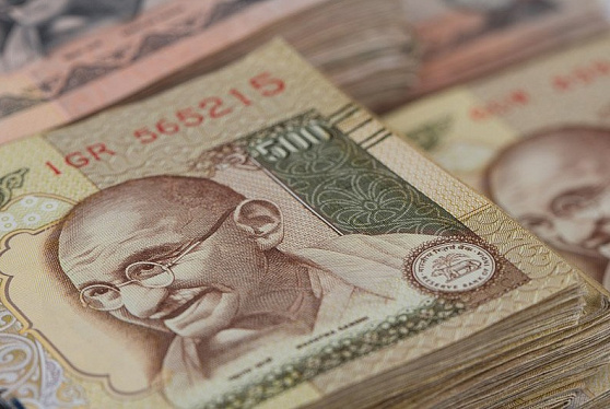 Девять российских банков открыли счета востро в Индии для торговли в рупиях