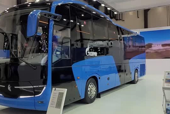 «КАМАЗ» представил на ПМГФ-2025 новый туристический автобус