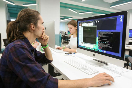 Минпросвещения назвало популярные у абитуриентов специальности СПО в 2025 году