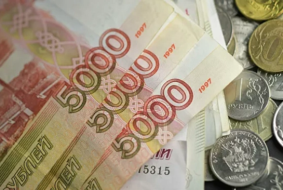 Российский бизнес проиндексировал зарплаты на фоне ускорившейся инфляции